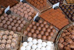 Laederach Schokolade Pralinen Schweizer Schokolade 2021-09-20-Laederach-Donauzentrum